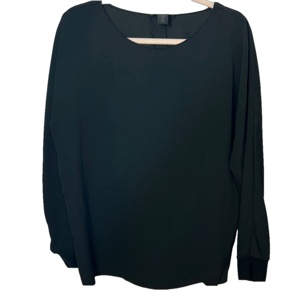 Maison Cinqent Black Relaxed Blouse with Long Sleeves